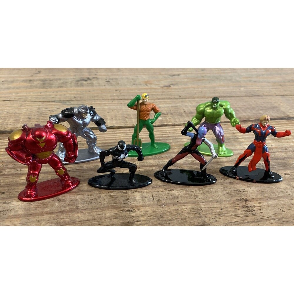 Jada Marvel Nano Metalfigs Lot of 7 Mini-Figures Die-Cast Metal Comic Spiderman